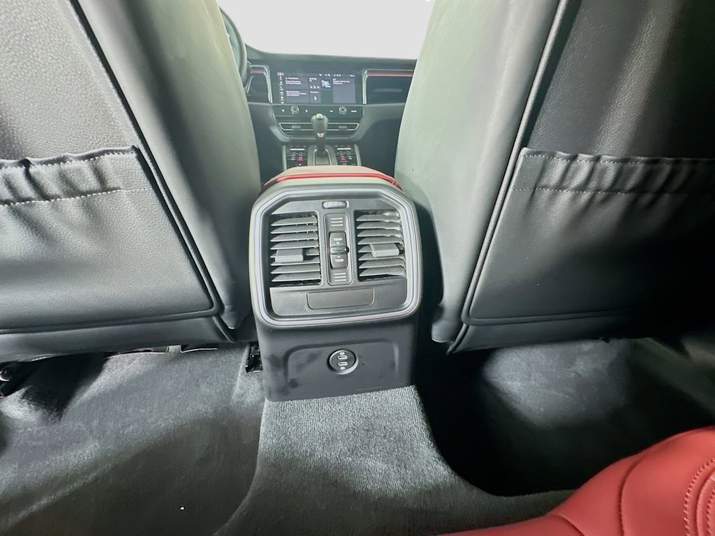 Certified 2026 Porsche Macan Turbo AWD/4WD image 27