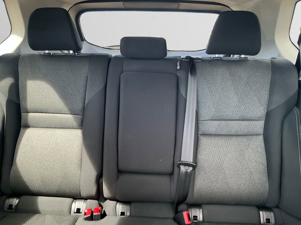 Used 2024 Nissan Rogue SV FWD image 13