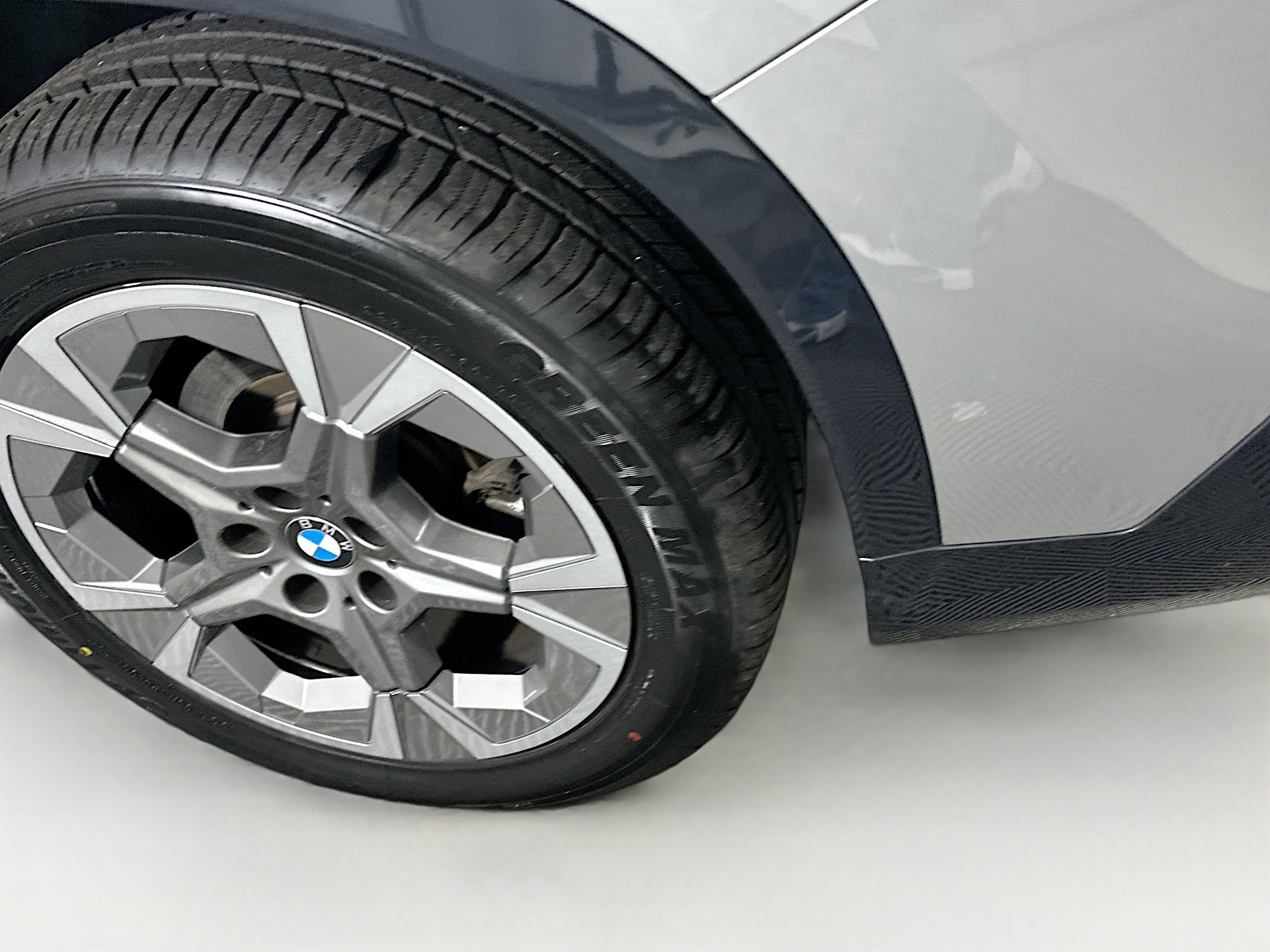 Used 2025 BMW X1 xDrive28i image 11