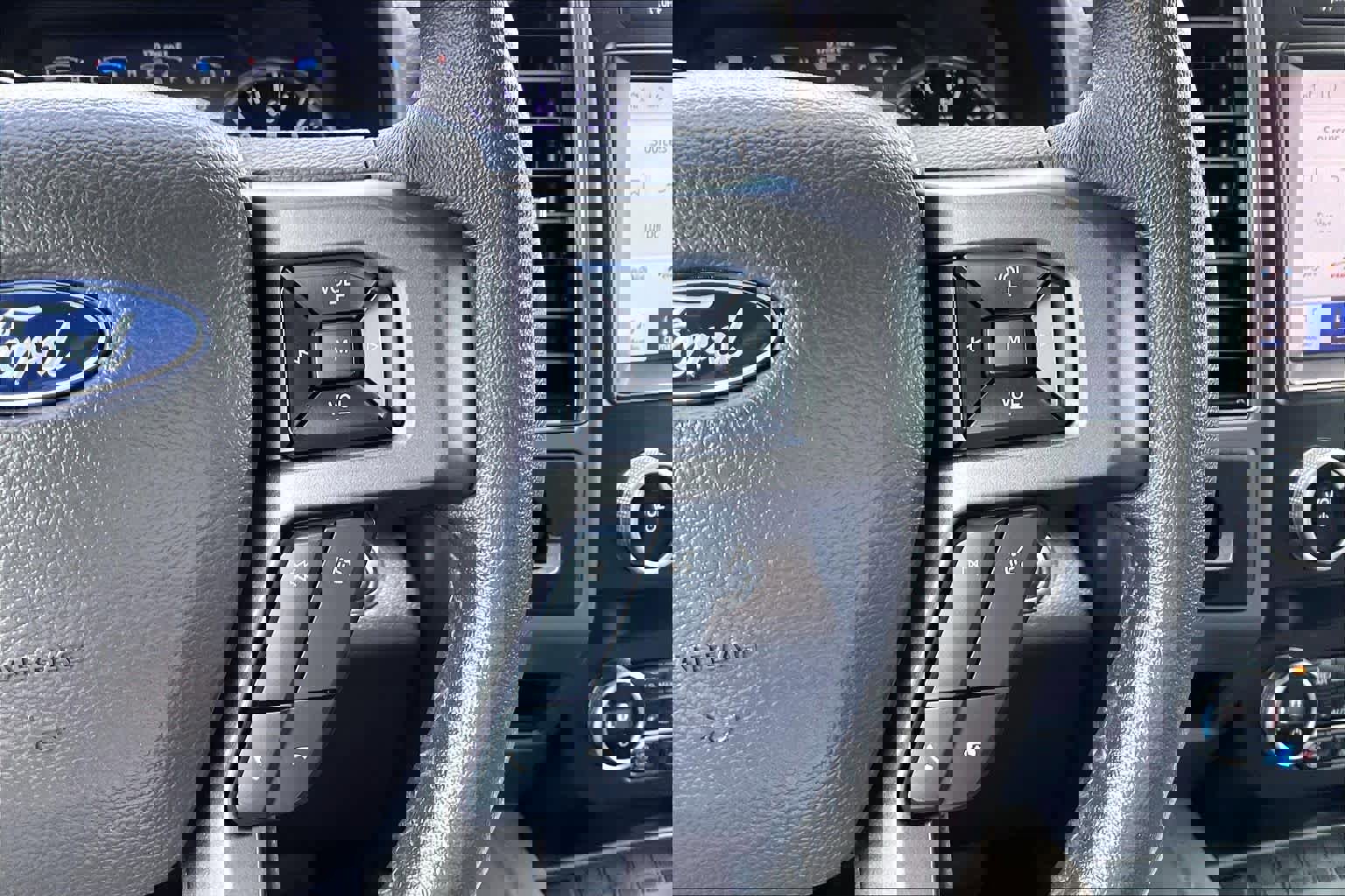 Used 2020 Ford Expedition XLT w/ Equipment Group 202A image 24