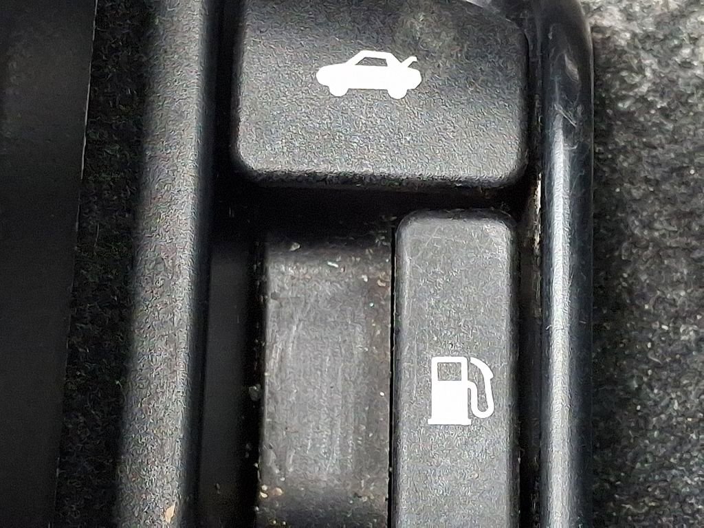 Used 2024 Toyota Corolla LE FWD image 26