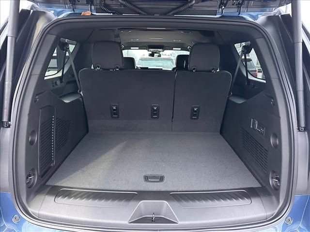 New 2026 GMC Yukon XL Elevation image 33