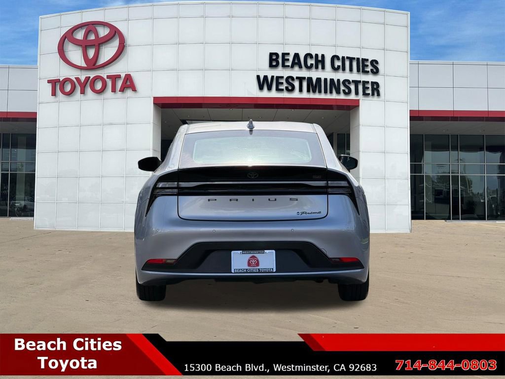 Used 2024 Toyota Prius Prime SE FWD image 12