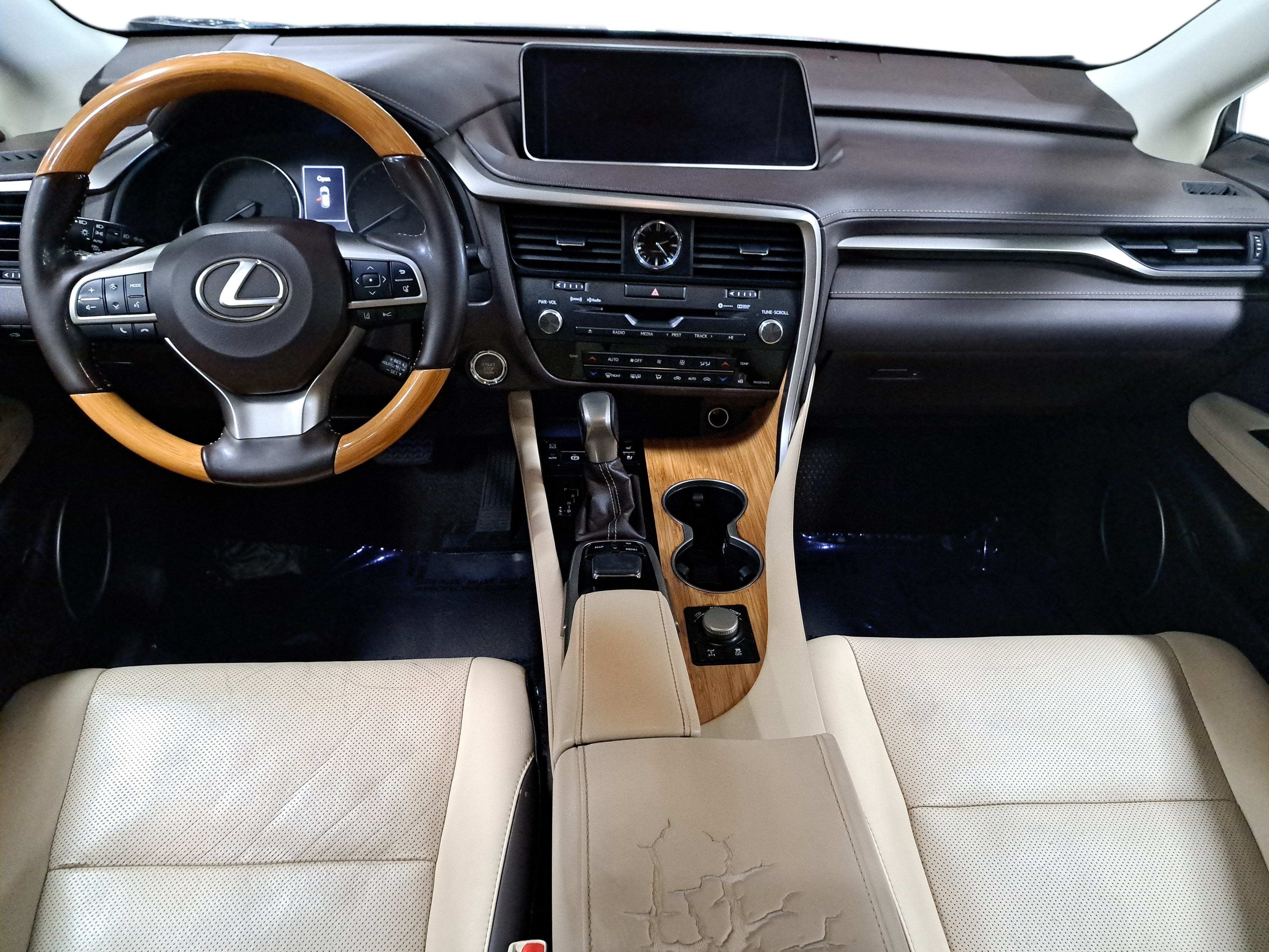 Used 2016 Lexus RX 350 AWD w/ Premium Package image 9