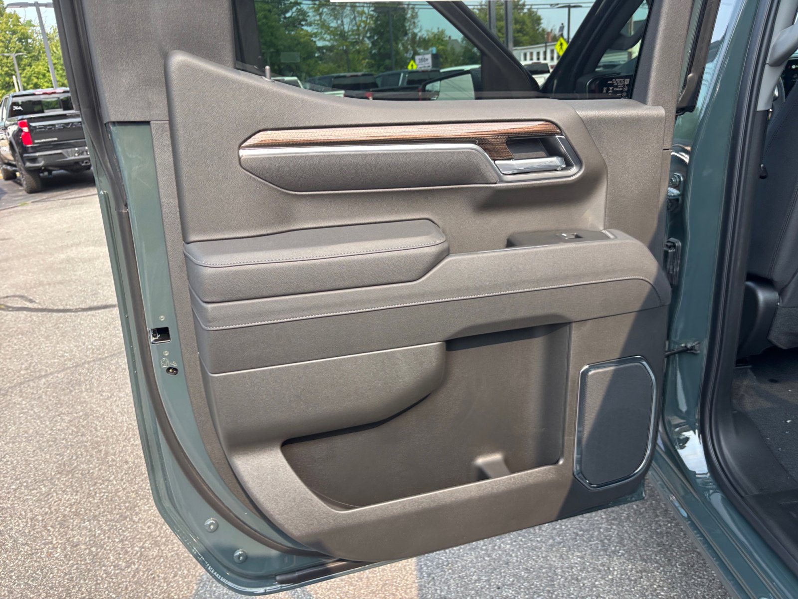 New 2026 Chevrolet Silverado 1500 LT Trail Boss w/ Convenience Package II image 23