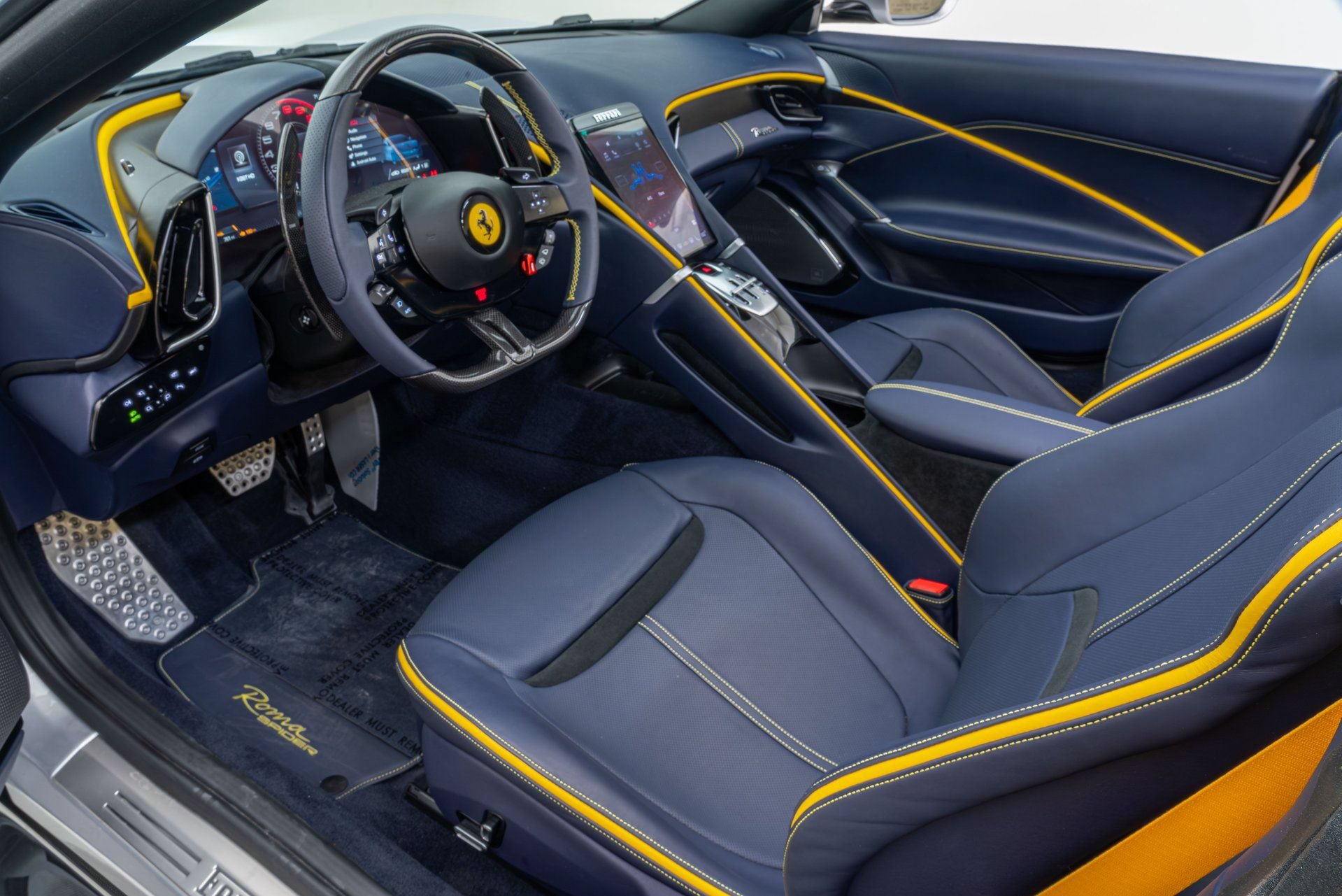 Certified 2024 Ferrari Roma Spider RWD image 34