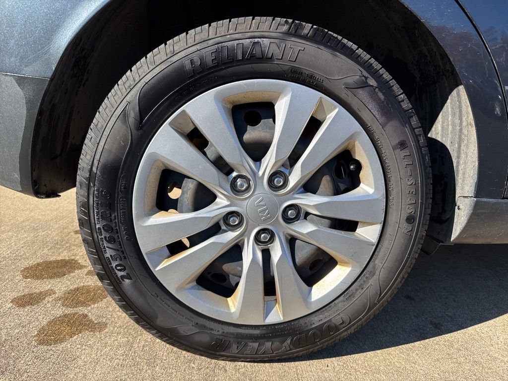 Used 2020 Kia Soul LX image 18