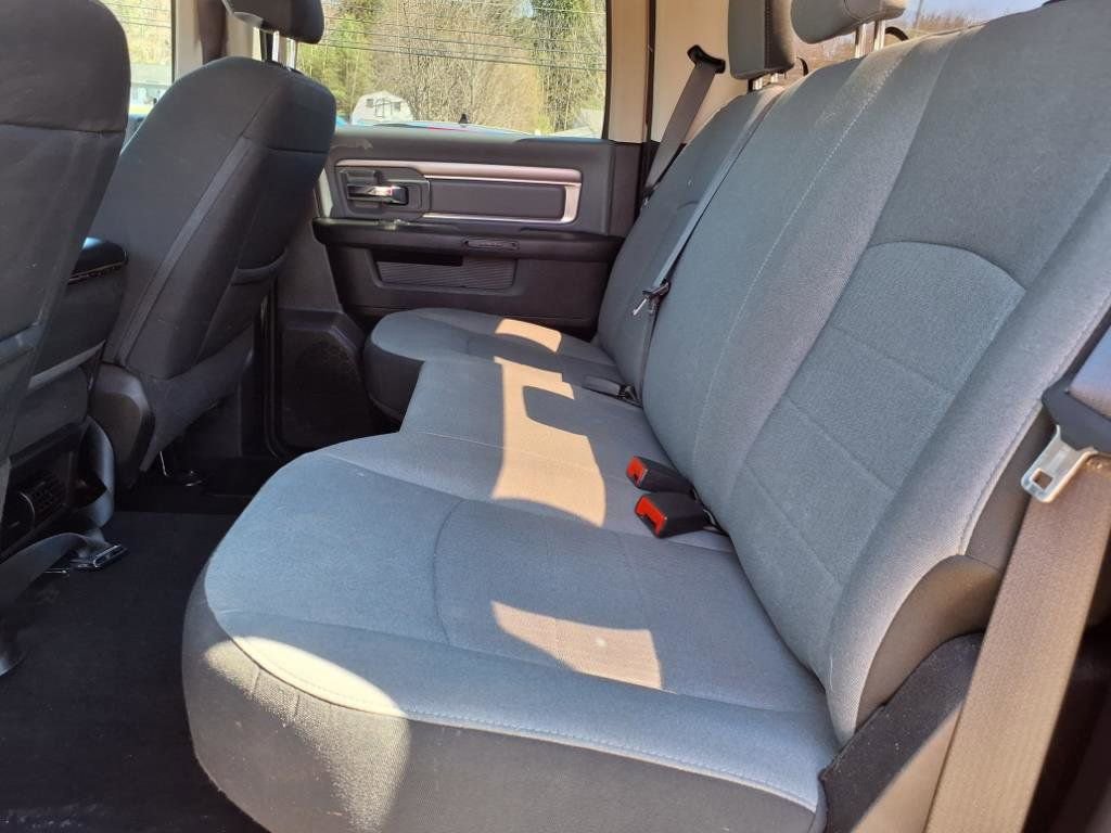 Used 2021 RAM 1500 Classic SLT image 13