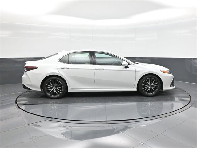 Used 2024 Toyota Camry XLE image 26