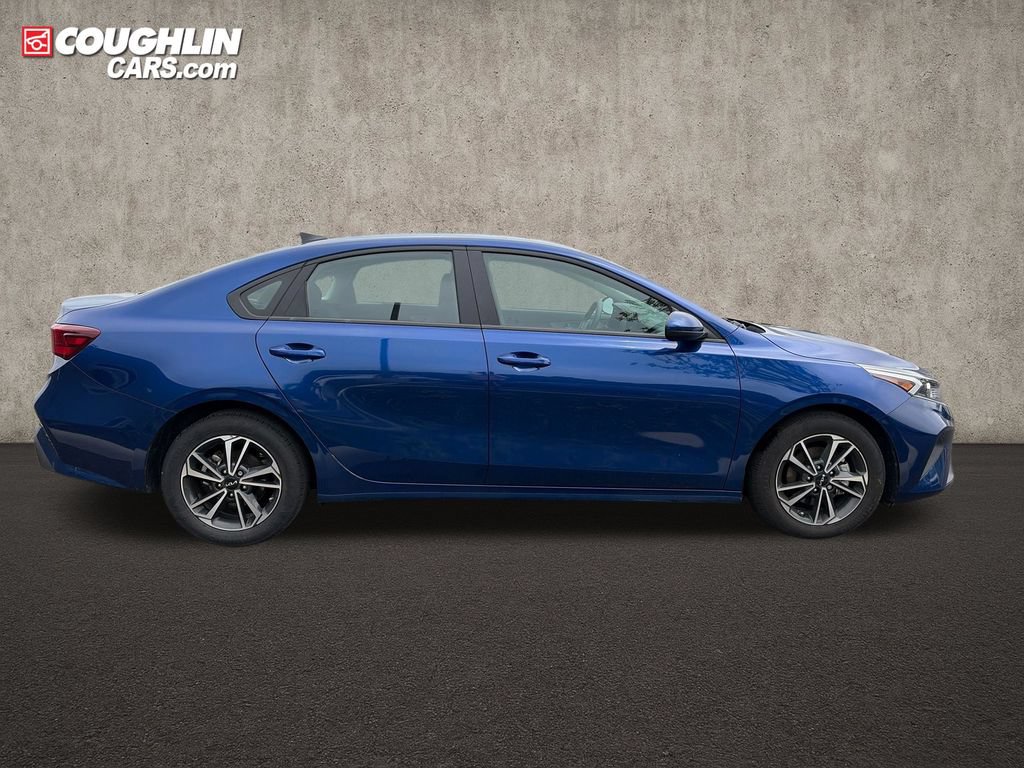 Used 2024 Kia Forte LXS FWD image 9