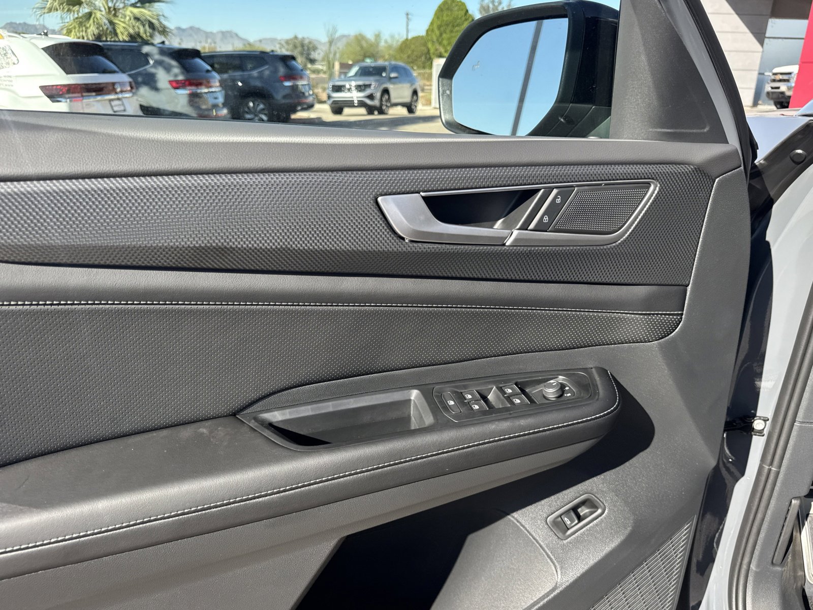 New 2026 Volkswagen Atlas Cross Sport SEL R-Line image 13