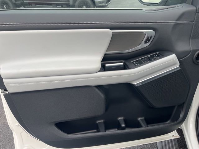 New 2025 Ford Expedition Max Platinum AWD/4WD image 14