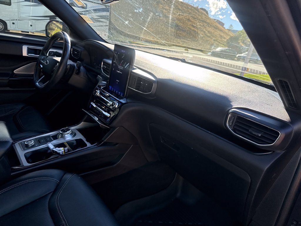 Used 2021 Ford Explorer ST w/ Equipment Group 401A AWD/4WD image 30