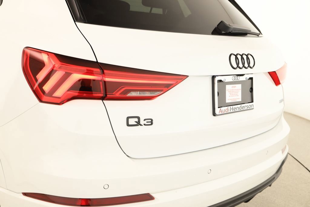 Certified 2025 Audi Q3 2.0T Premium Plus w/ Premium Plus Package AWD/4WD image 38