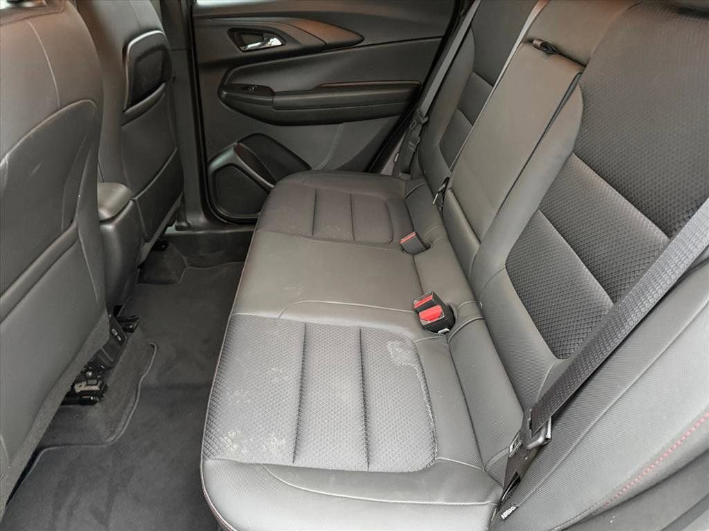 Used 2023 Chevrolet TrailBlazer RS w/ Convenience Package image 17