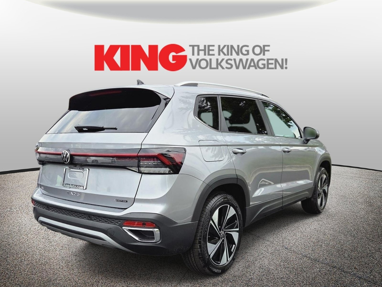 New 2026 Volkswagen Taos SE AWD/4WD image 3