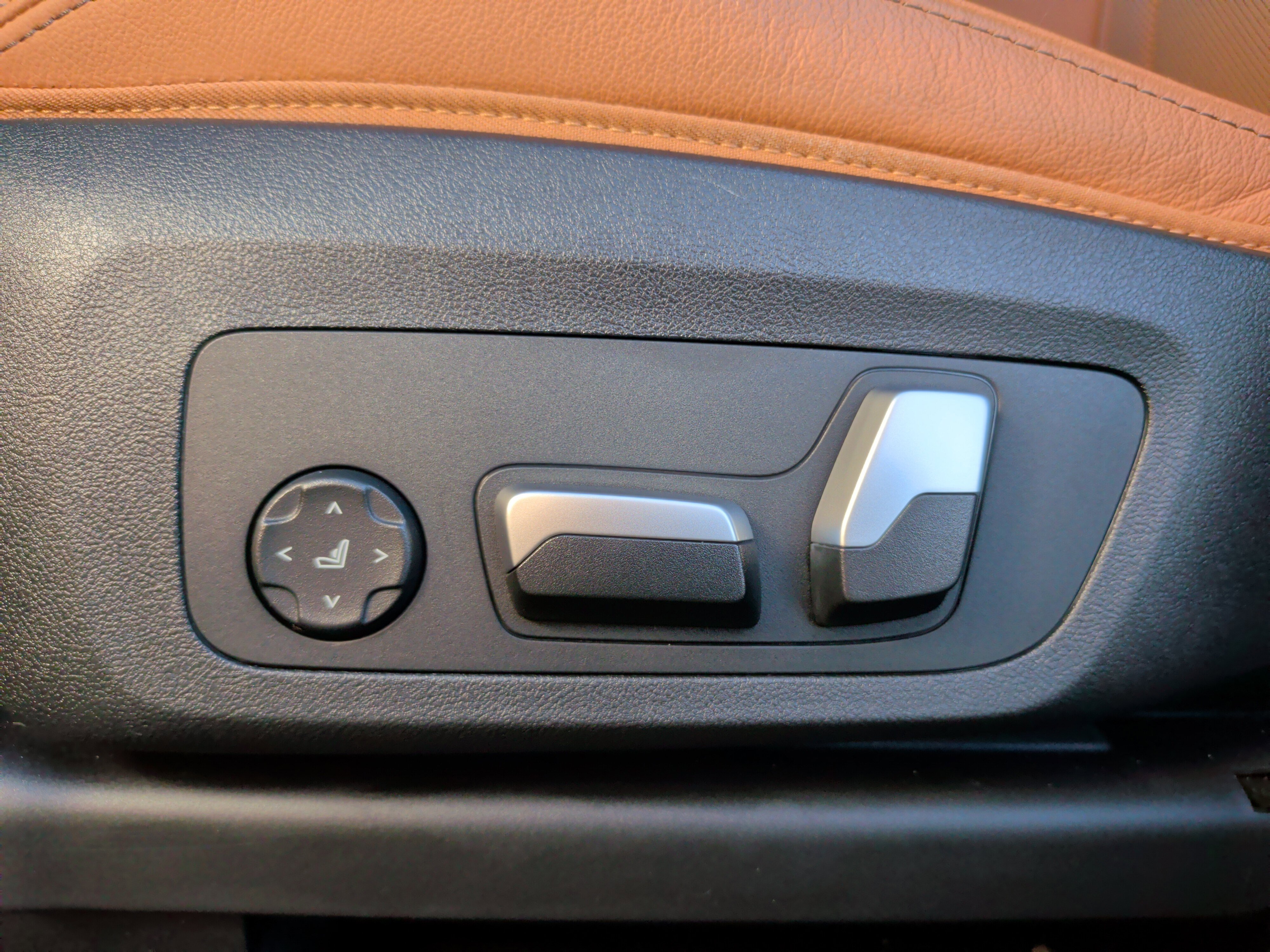 Certified 2023 BMW X3 xDrive30i w/ Premium Package image 27