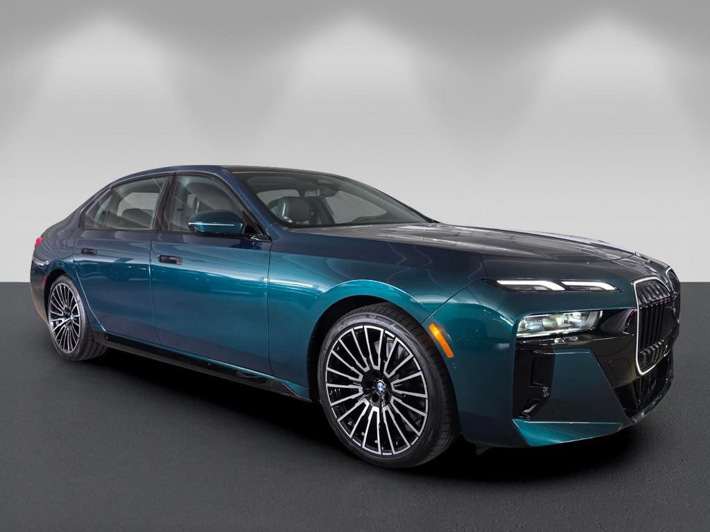 New 2026 BMW 760i xDrive w/ Premium Package AWD/4WD image 1