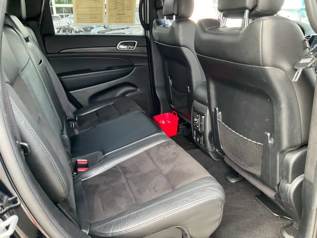 Used 2020 Jeep Grand Cherokee Altitude RWD image 20