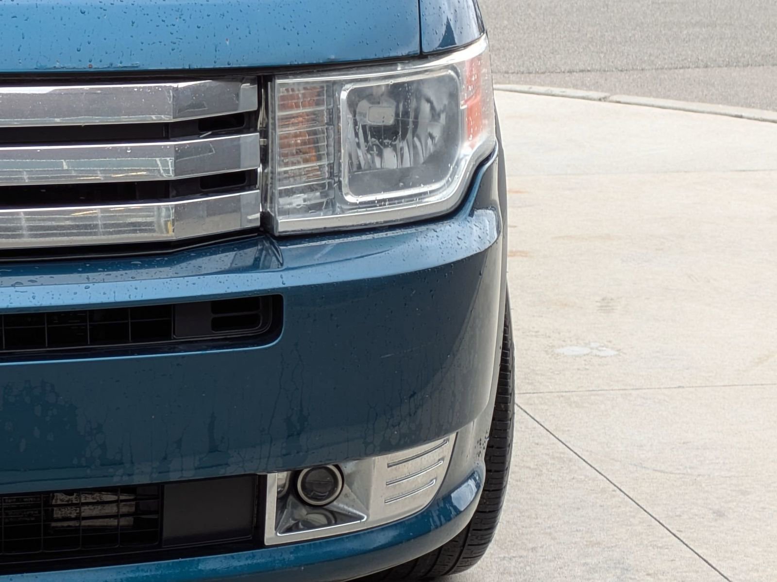 Used 2011 Ford Flex SEL w/ Rapid Spec Order Code image 7