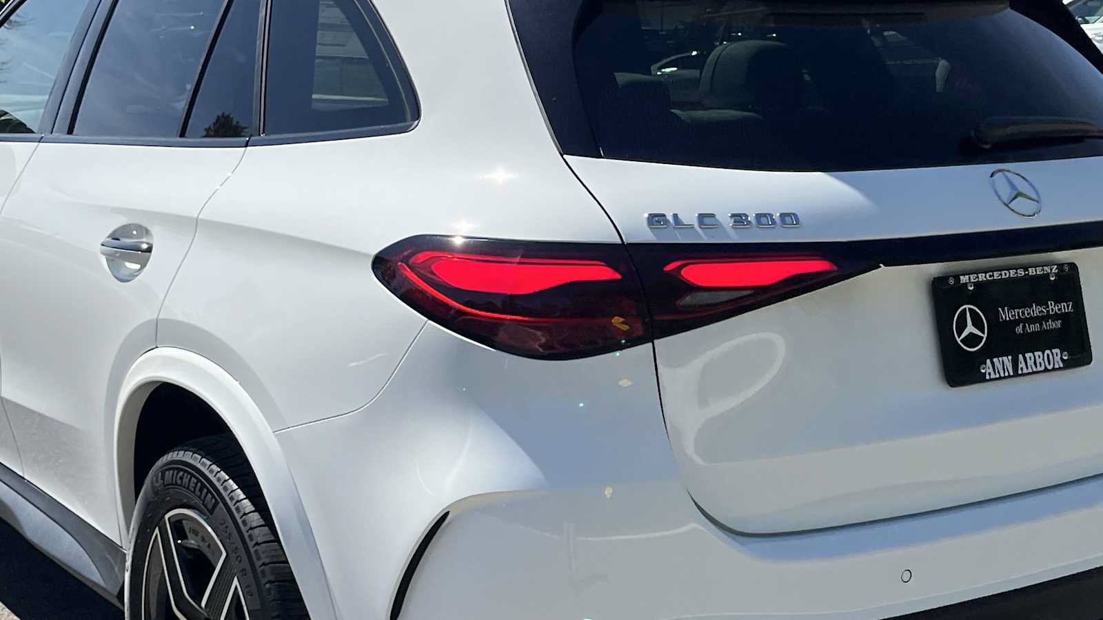 Used 2027 Mercedes-Benz GLC 300 4MATIC image 17