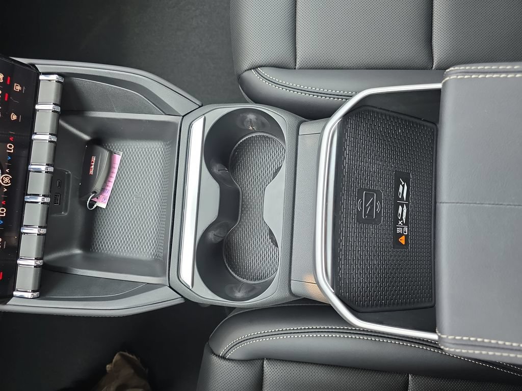 New 2027 GMC Terrain Elevation w/ Elevation Premium Package AWD/4WD image 25