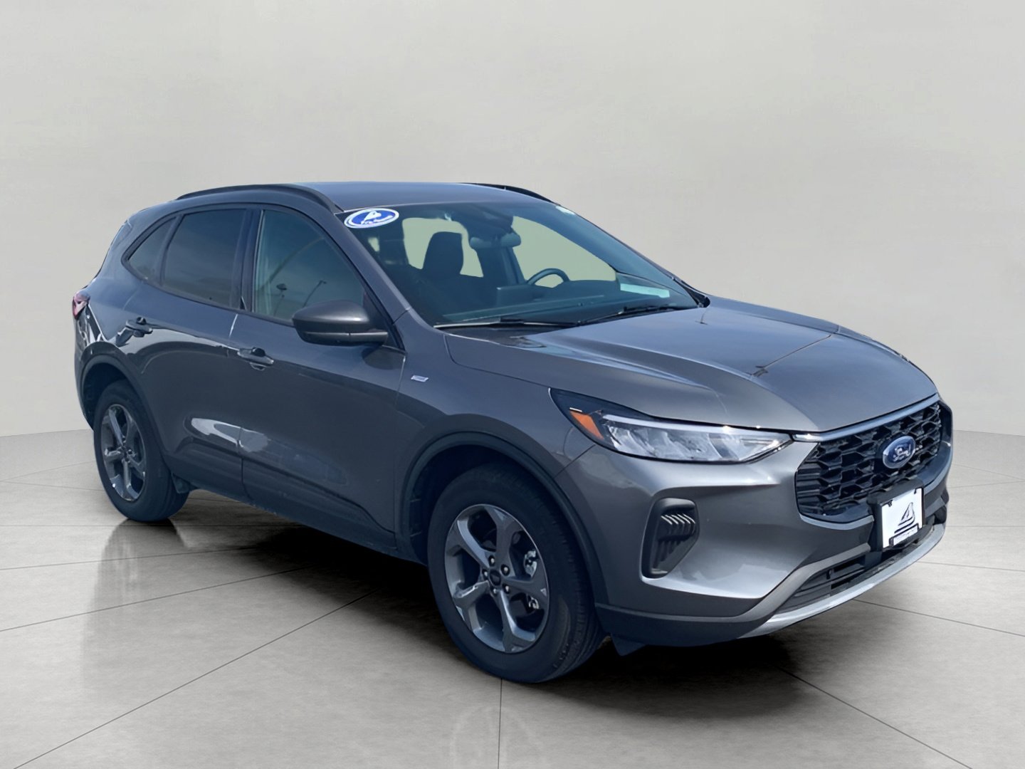 Used 2025 Ford Escape ST-Line AWD/4WD image 1