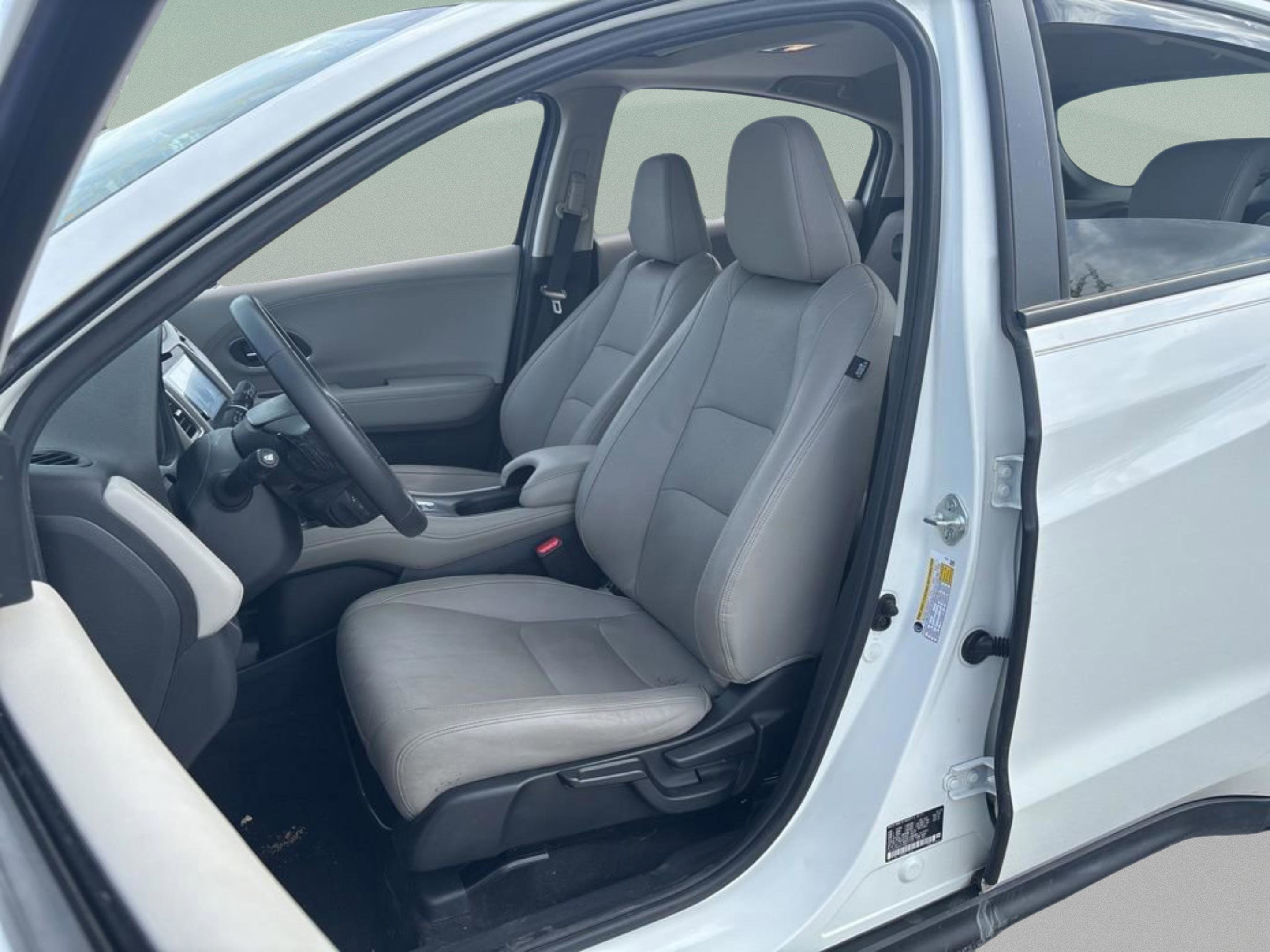 Used 2022 Honda HR-V EX-L image 29