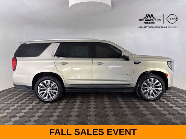 Used 2021 GMC Yukon Denali w/ Denali Premium Package AWD/4WD image 8