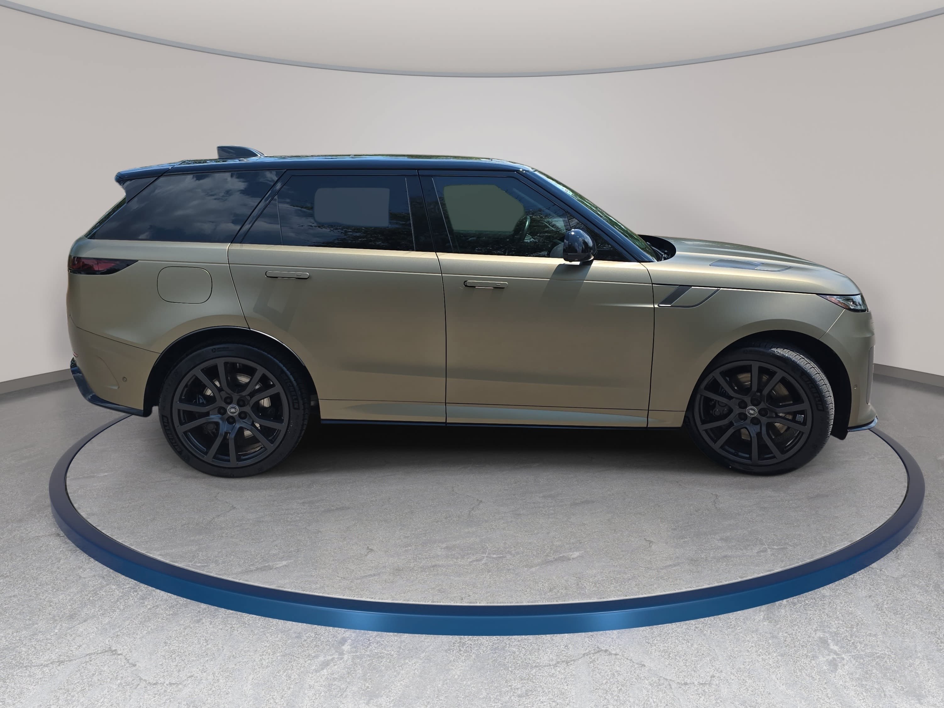 Certified 2024 Land Rover Range Rover Sport SV Edition One Carbon Bronze AWD/4WD image 4