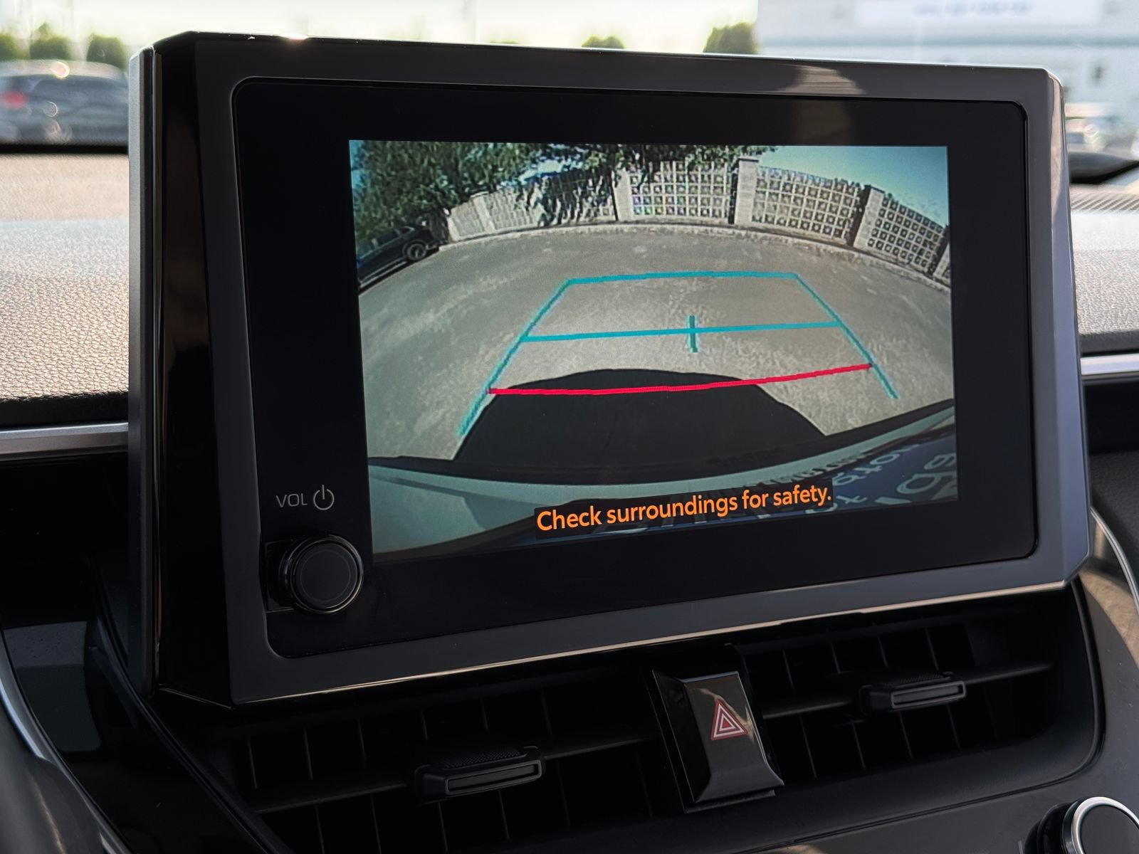 Used 2024 Toyota Corolla Cross LE AWD/4WD image 18