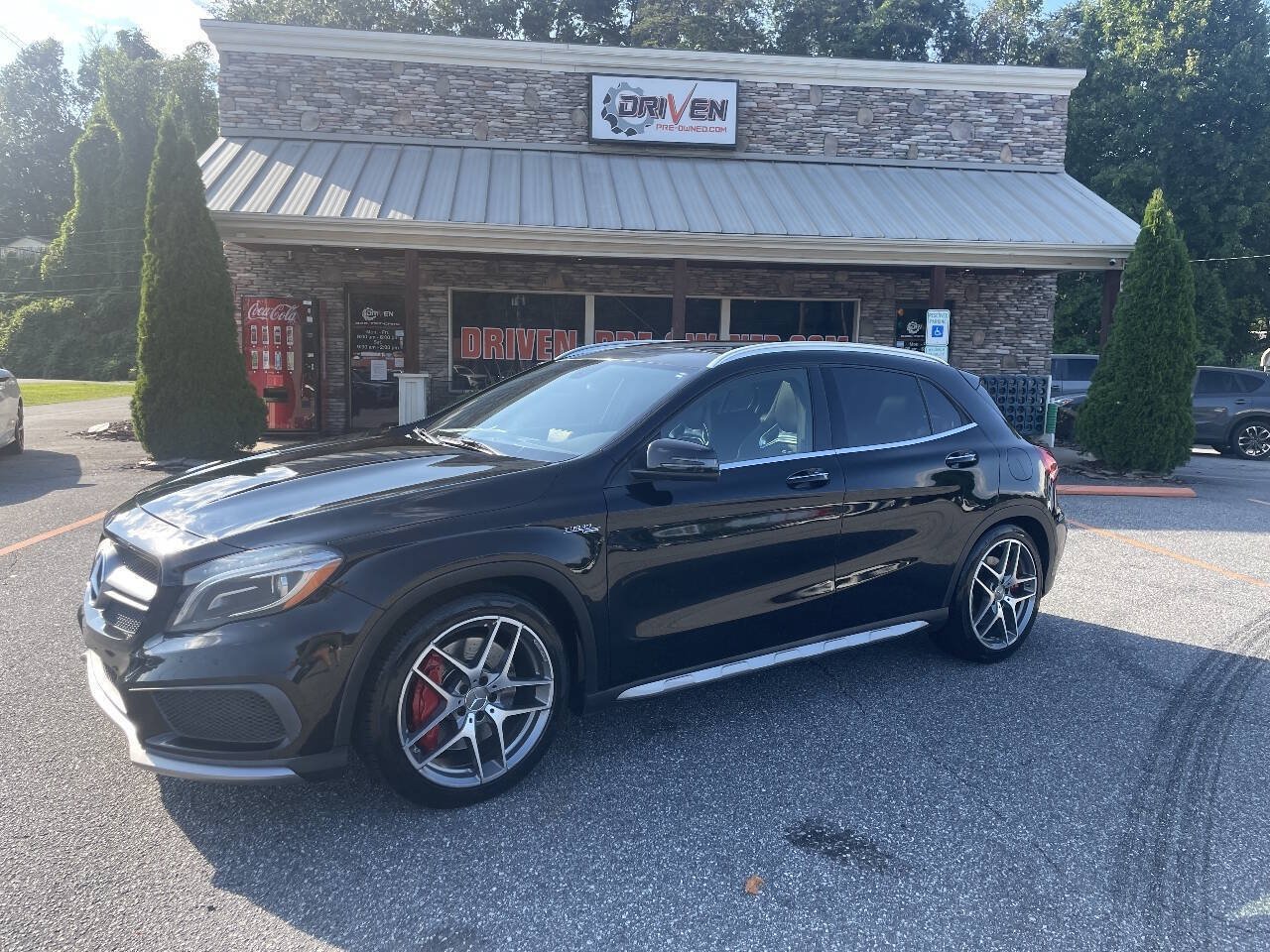 Used 2015 Mercedes-Benz GLA 45 AMG 4MATIC image 1