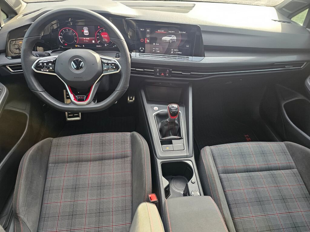 Used 2022 Volkswagen GTI SE image 14