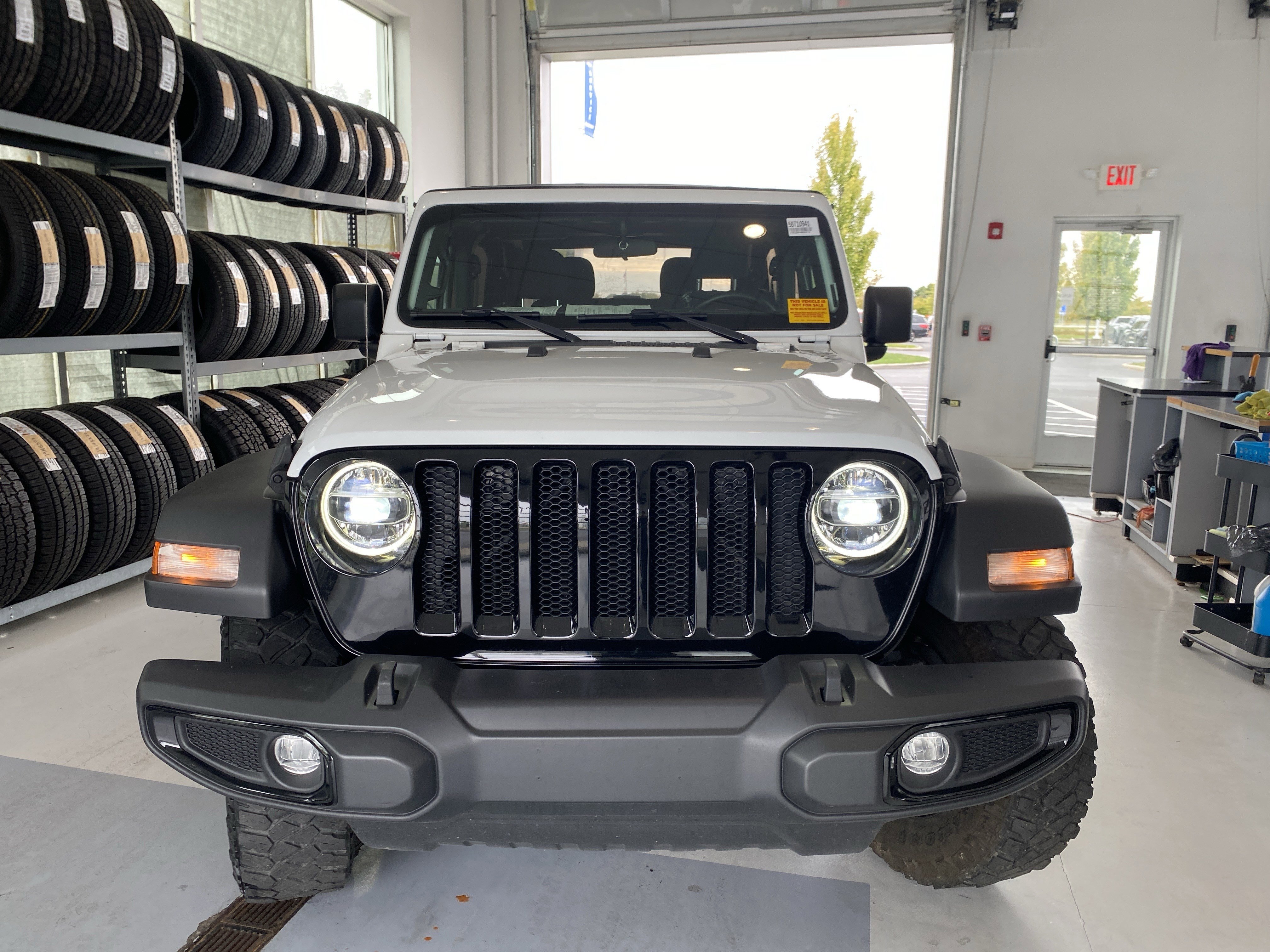 Used 2022 Jeep Wrangler Willys image 27