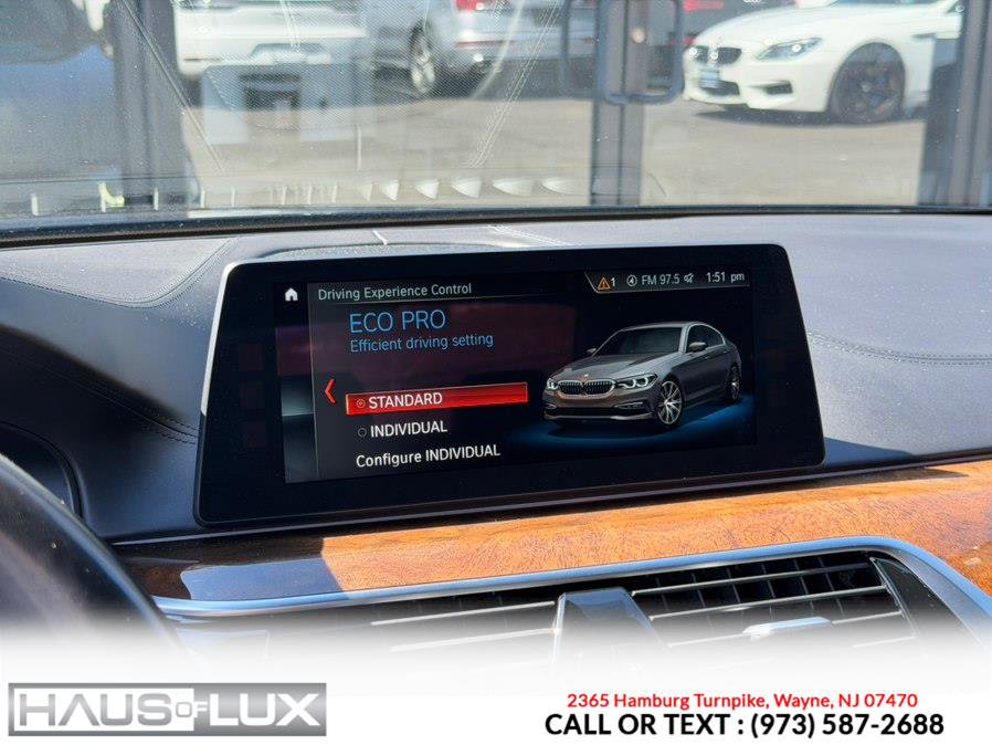 Used 2018 BMW 530i xDrive w/ M Sport Package AWD/4WD image 40