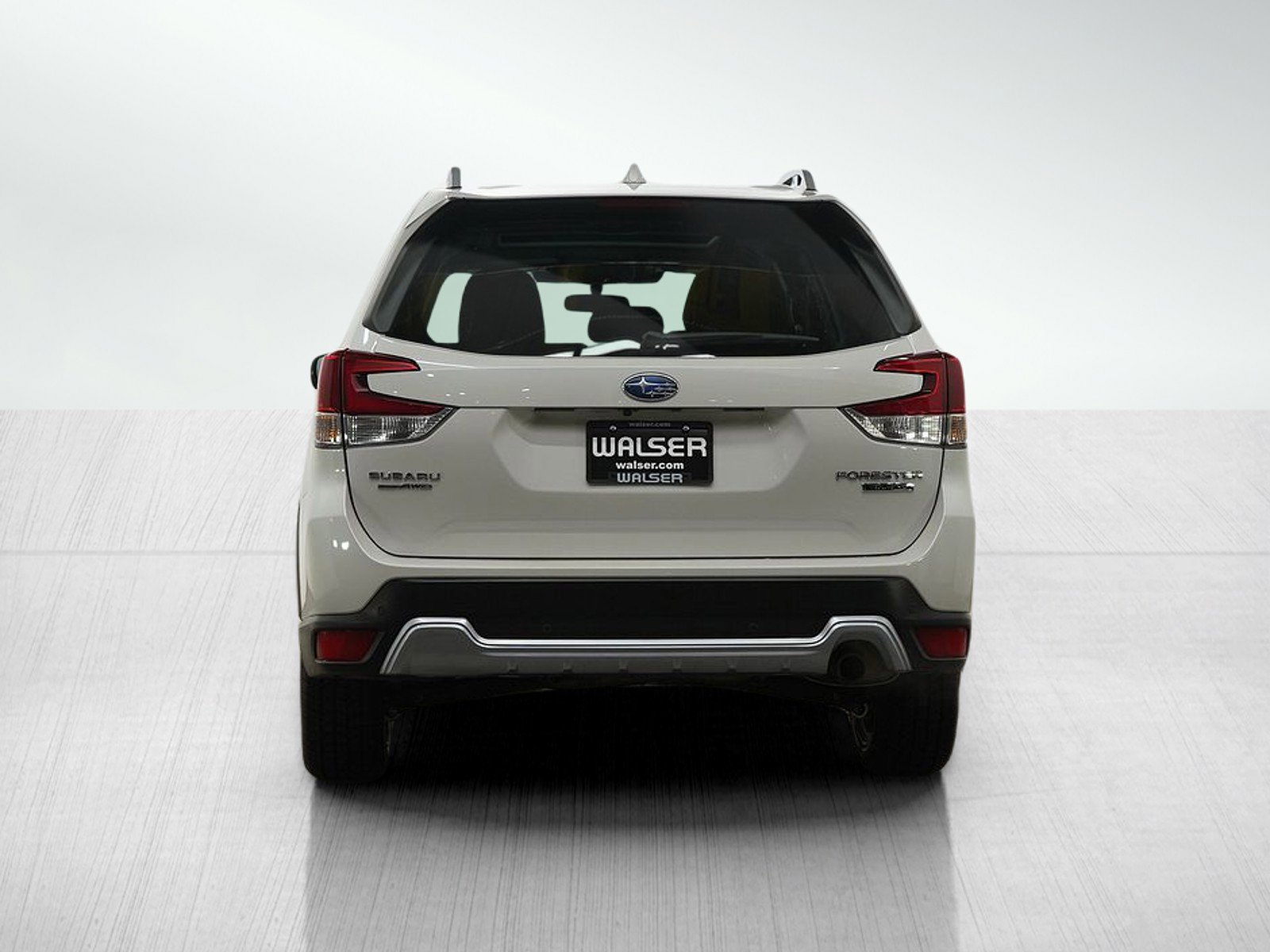 Used 2023 Subaru Forester Touring AWD/4WD image 5