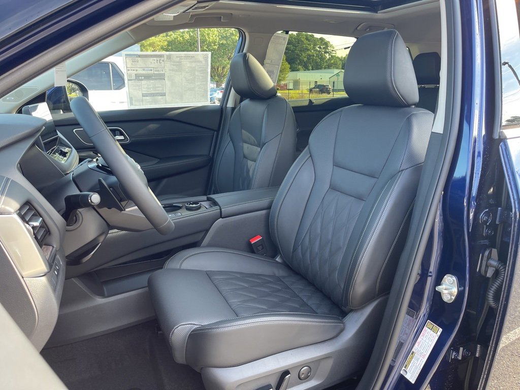New 2026 Nissan Rogue Platinum w/ Platinum Premium Package image 17