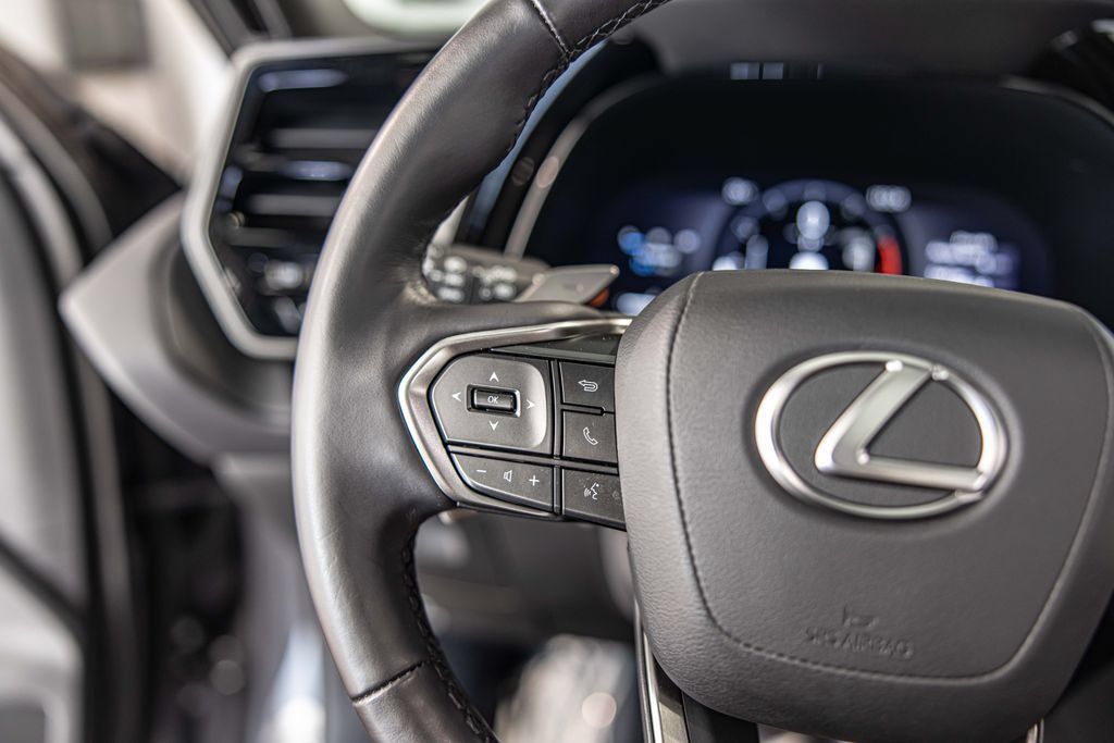 Used 2025 Lexus TX 350 AWD image 26
