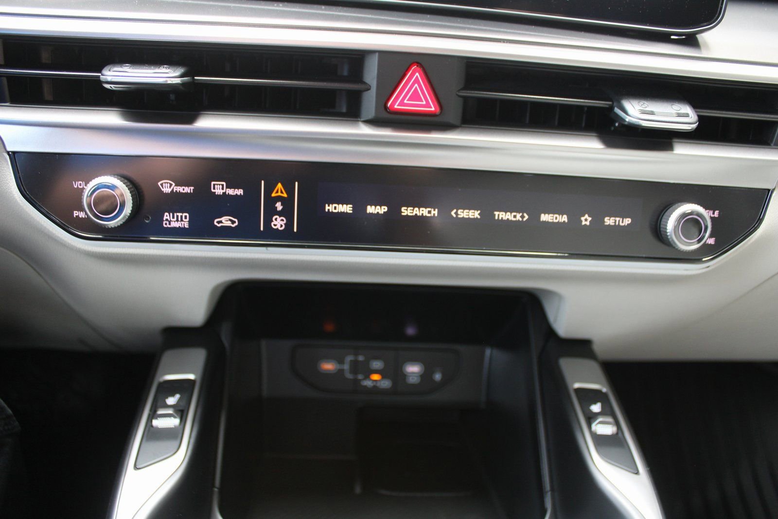 New 2026 Kia Sorento S FWD image 40