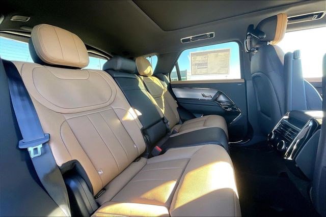 New 2025 Land Rover Range Rover Sport Dynamic SE image 11