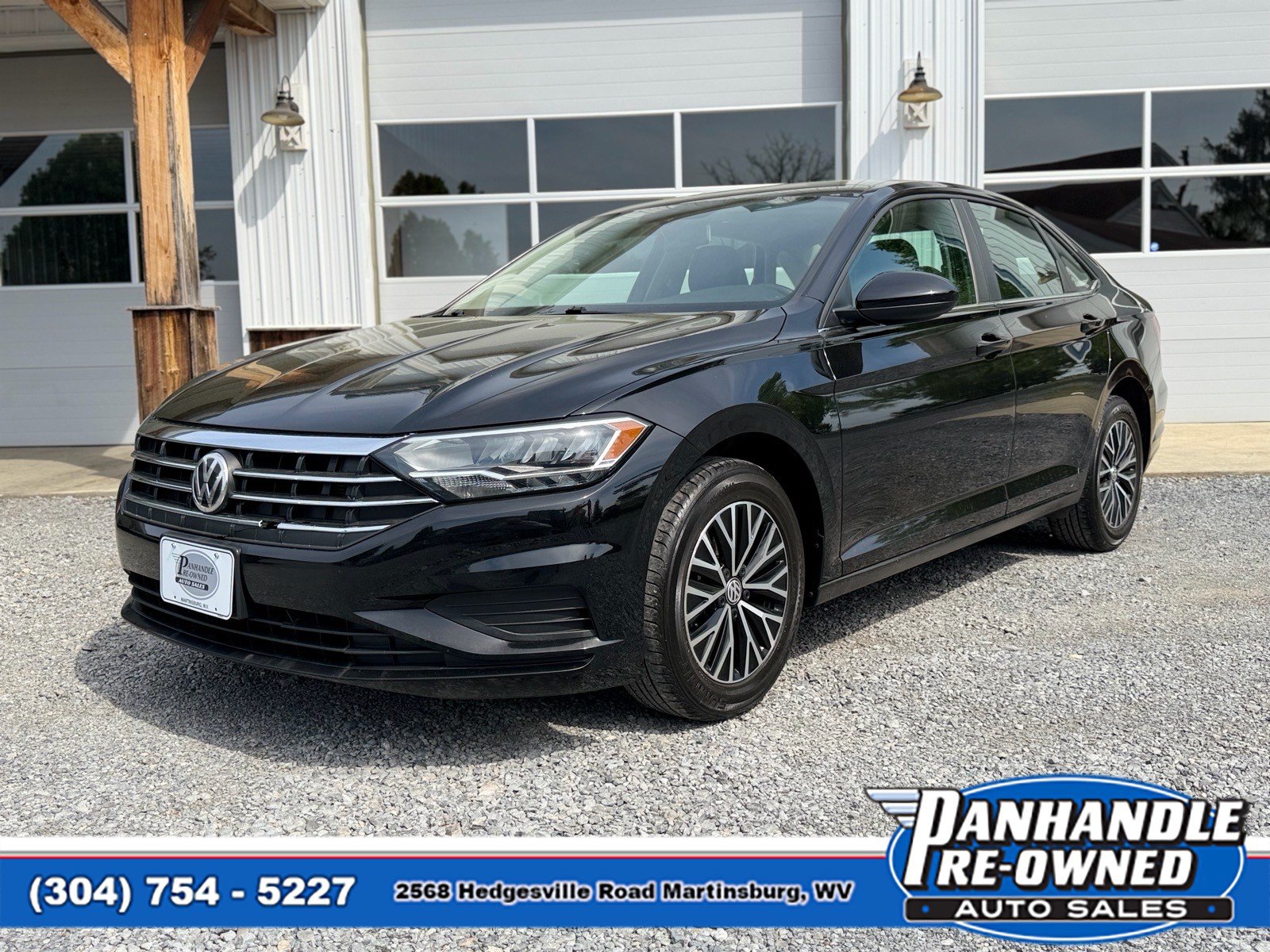 Used 2021 Volkswagen Jetta SE FWD image 1