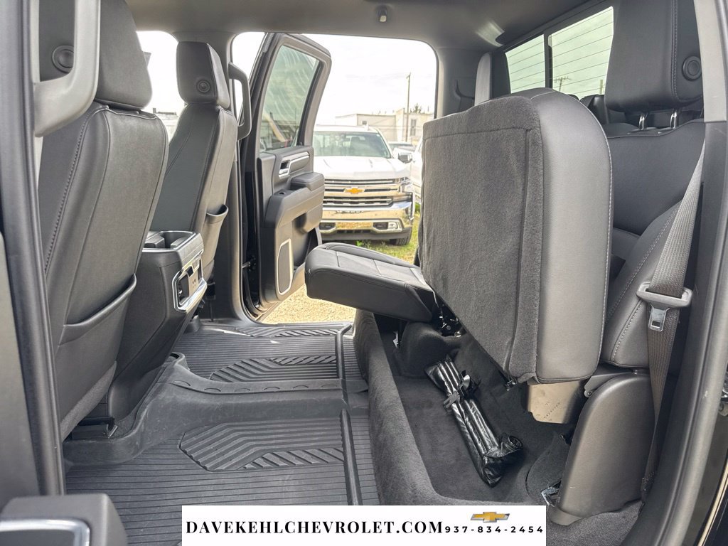 Used 2025 Chevrolet Silverado 3500 LTZ w/ LTZ Plus Package AWD/4WD image 28