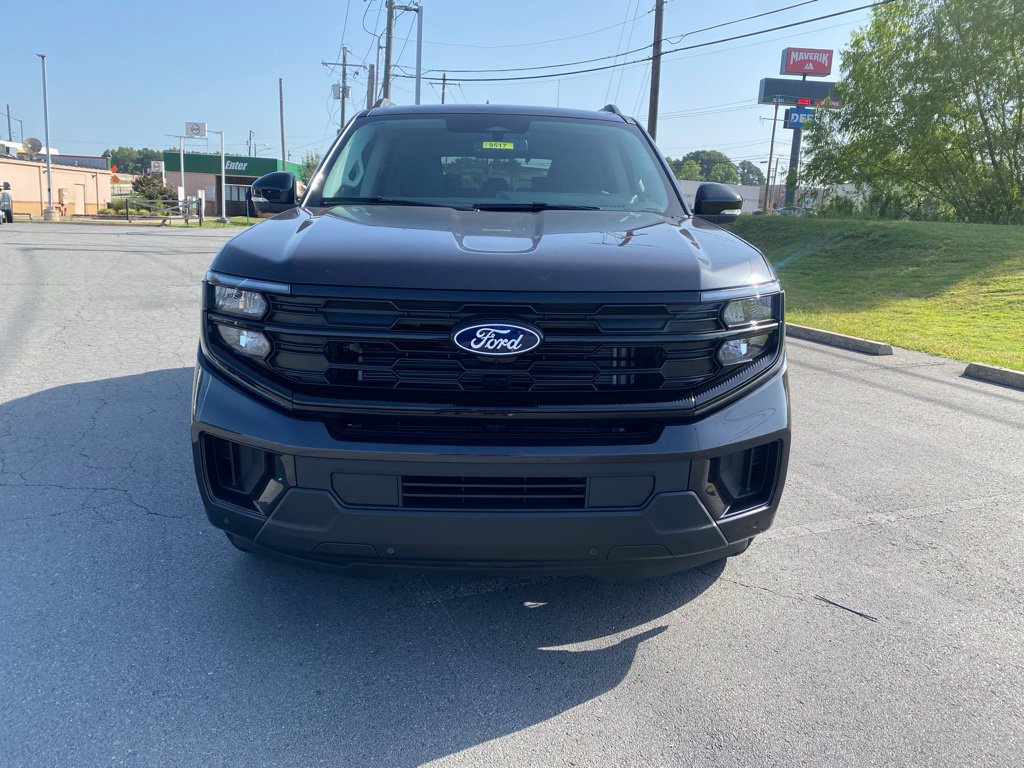New 2027 Ford Expedition Active AWD/4WD image 2