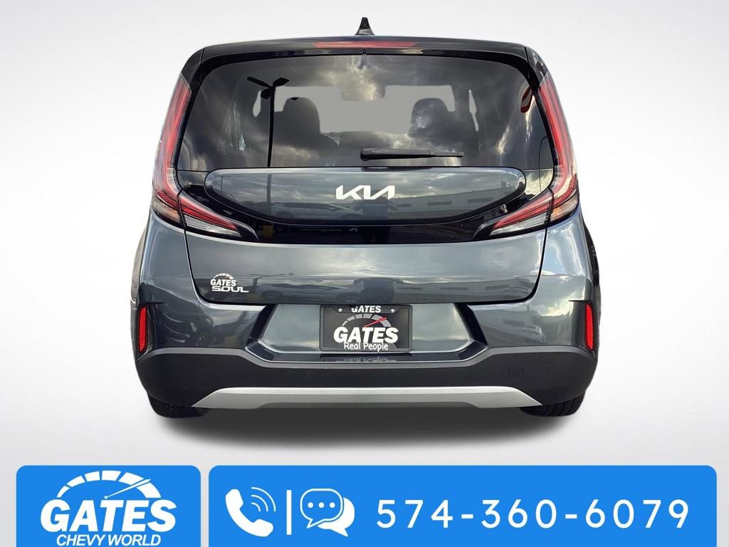 Used 2025 Kia Soul LX w/ LX Technology Package image 8