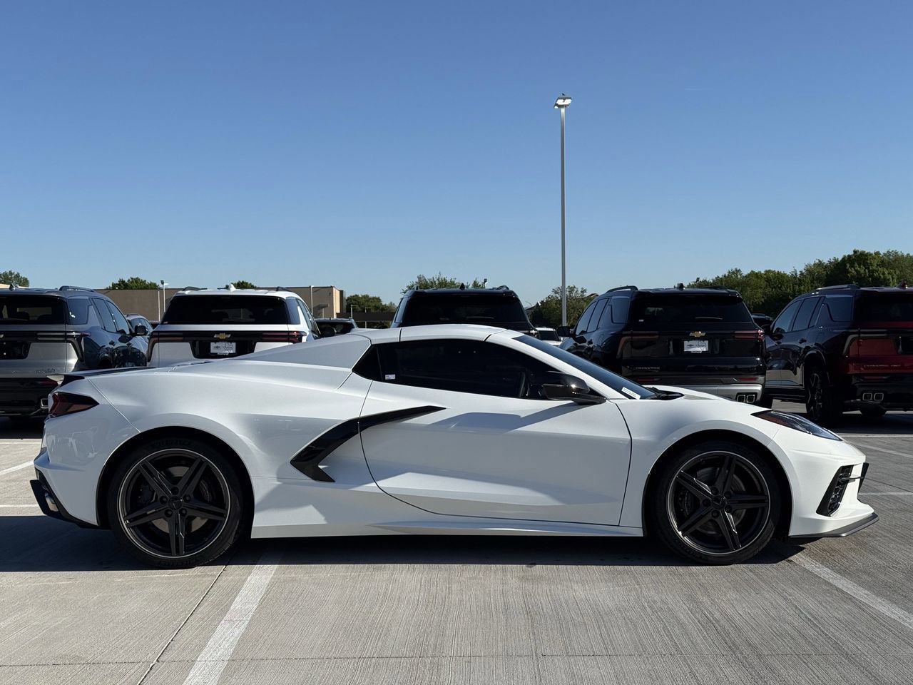 Used 2025 Chevrolet Corvette Stingray Preferred Conv w/ Z51 Performance Package RWD image 3