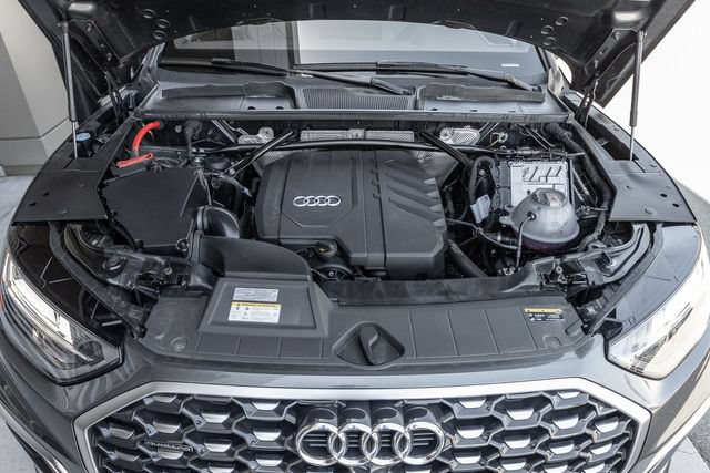 Used 2023 Audi Q5 2.0T Premium Plus w/ Premium Plus Package AWD/4WD image 17