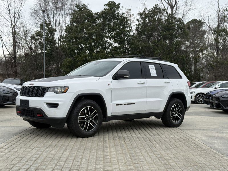 Used 2021 Jeep Grand Cherokee Trailhawk image 2