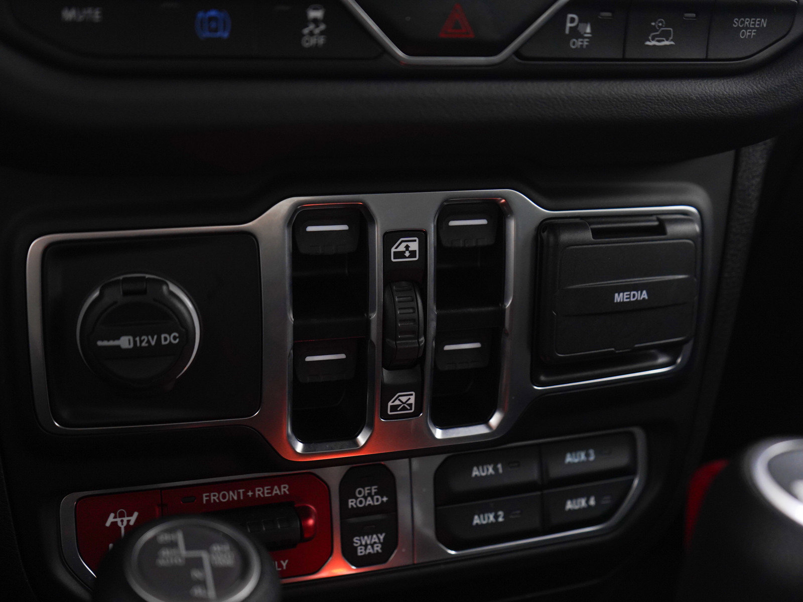 Used 2025 Jeep Wrangler Unlimited Rubicon 4xe w/ Safety Group image 22