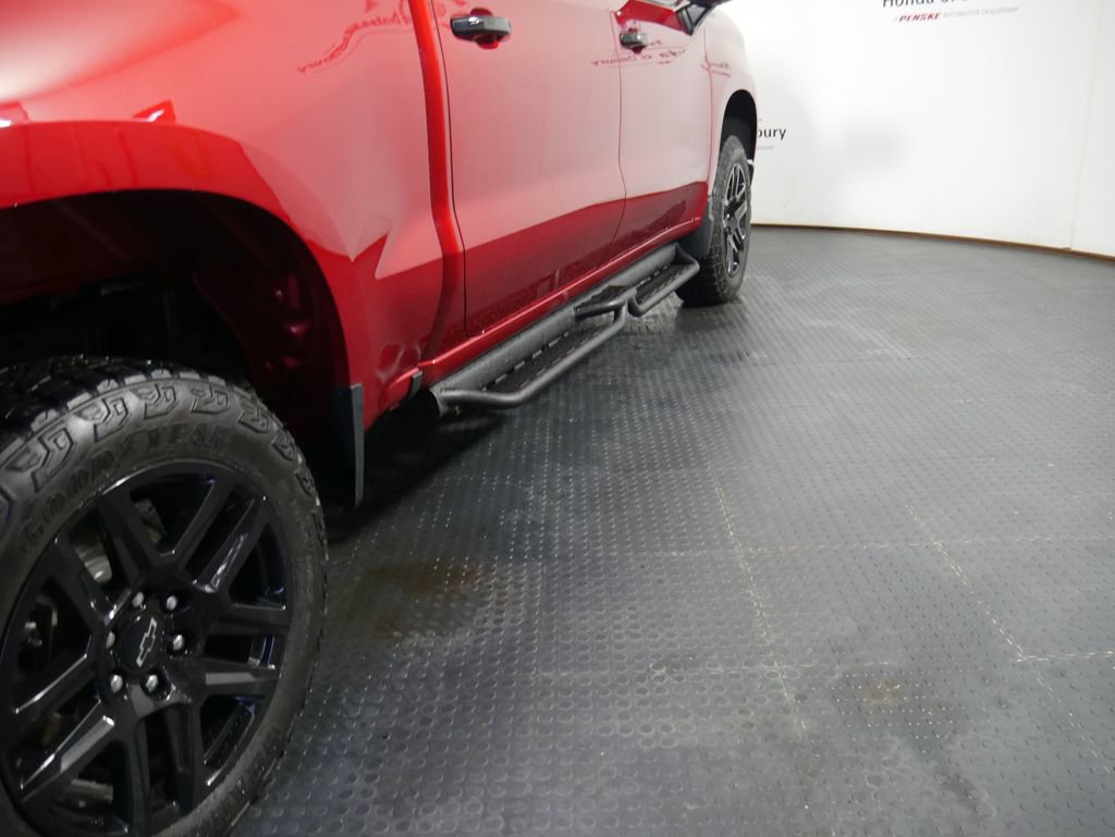 Used 2024 Chevrolet Silverado 1500 LT Trail Boss w/ Convenience Package II image 4
