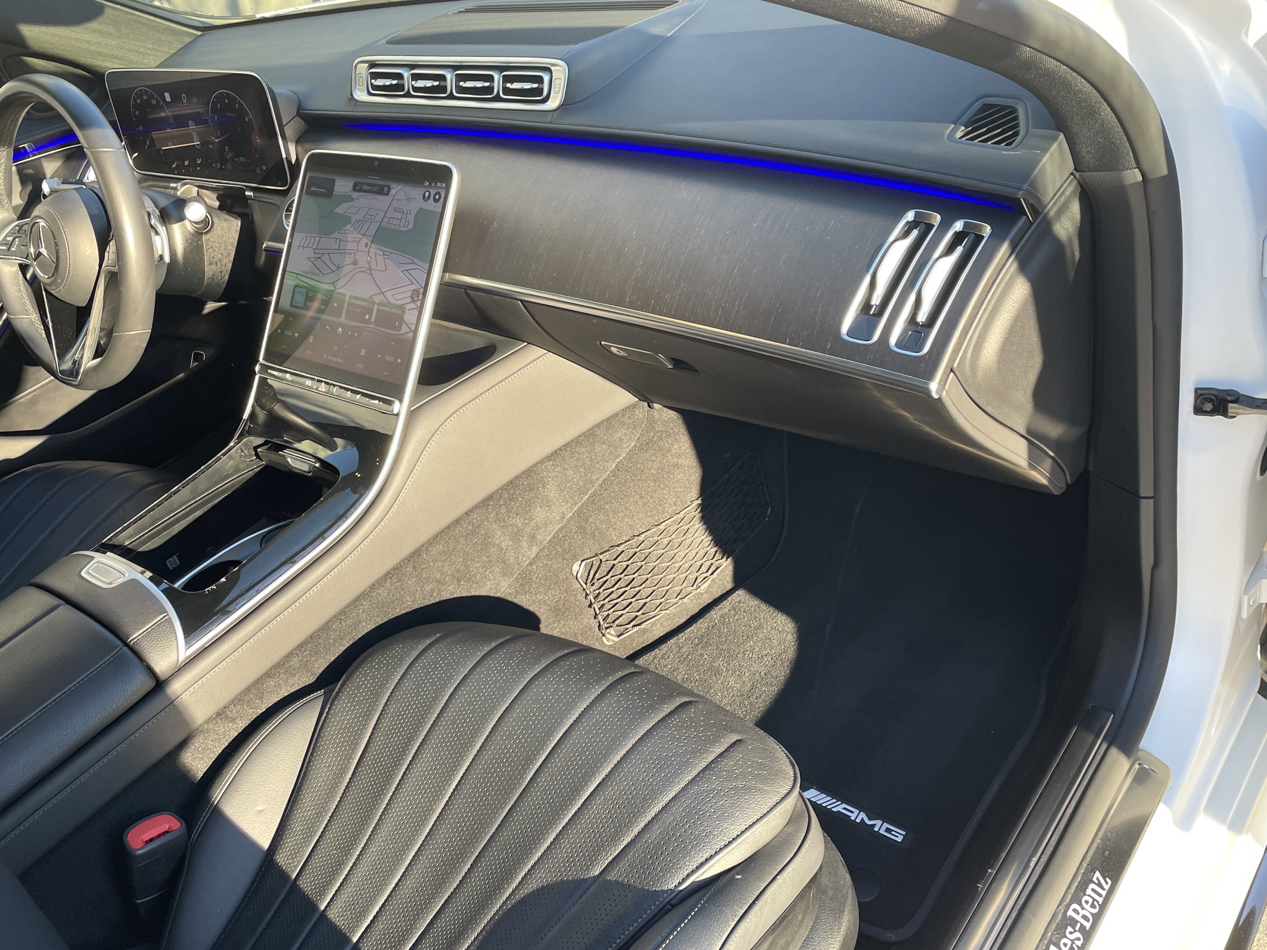Certified 2022 Mercedes-Benz S 500 4MATIC w/ AMG Line Package image 46